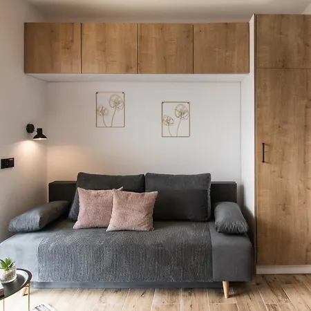 Apartment Heron - 77 Wigury Street