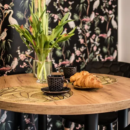 Daire Heron - 77 Wigury - Dostep Na Kod - Parking - Smaczna Kawa - Centrum - Blisko Piotrkowska - Galeria - Widok Na - Klimatyzacja - 7 Pietro - Fv Łódź