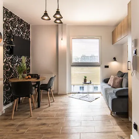 Lägenhet Heron - 77 Wigury - Dostep Na Kod - Parking - Smaczna Kawa - Centrum - Blisko Piotrkowska - Galeria - Widok Na - Klimatyzacja - 7 Pietro - Fv *