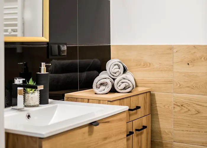 Apartament Heron - 77 Wigury - Dostęp Na Kod - Parking - Smaczna Kawa - Centrum - Blisko Piotrkowska - Galeria - Widok Na - Klimatyzacja - 7 Piętro - Fv