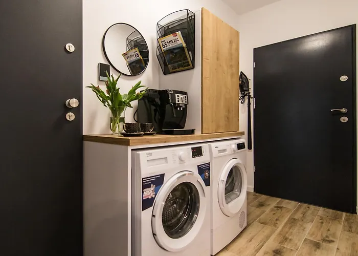 Heron - 77 Wigury - Dostęp Na Kod - Parking - Smaczna Kawa - Centrum - Blisko Piotrkowska - Galeria - Widok Na - Klimatyzacja - 7 Piętro - Fv Apartament *