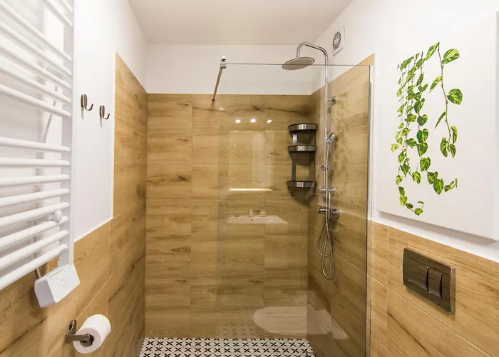 Heron - 77 Wigury - Dostęp Na Kod - Parking - Smaczna Kawa - Centrum - Blisko Piotrkowska - Galeria - Widok Na - Klimatyzacja - 7 Piętro - Fv Apartament *