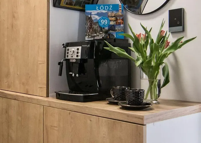 Apartament Heron - 77 Wigury - Dostęp Na Kod - Parking - Smaczna Kawa - Centrum - Blisko Piotrkowska - Galeria - Widok Na - Klimatyzacja - 7 Piętro - Fv Łódź